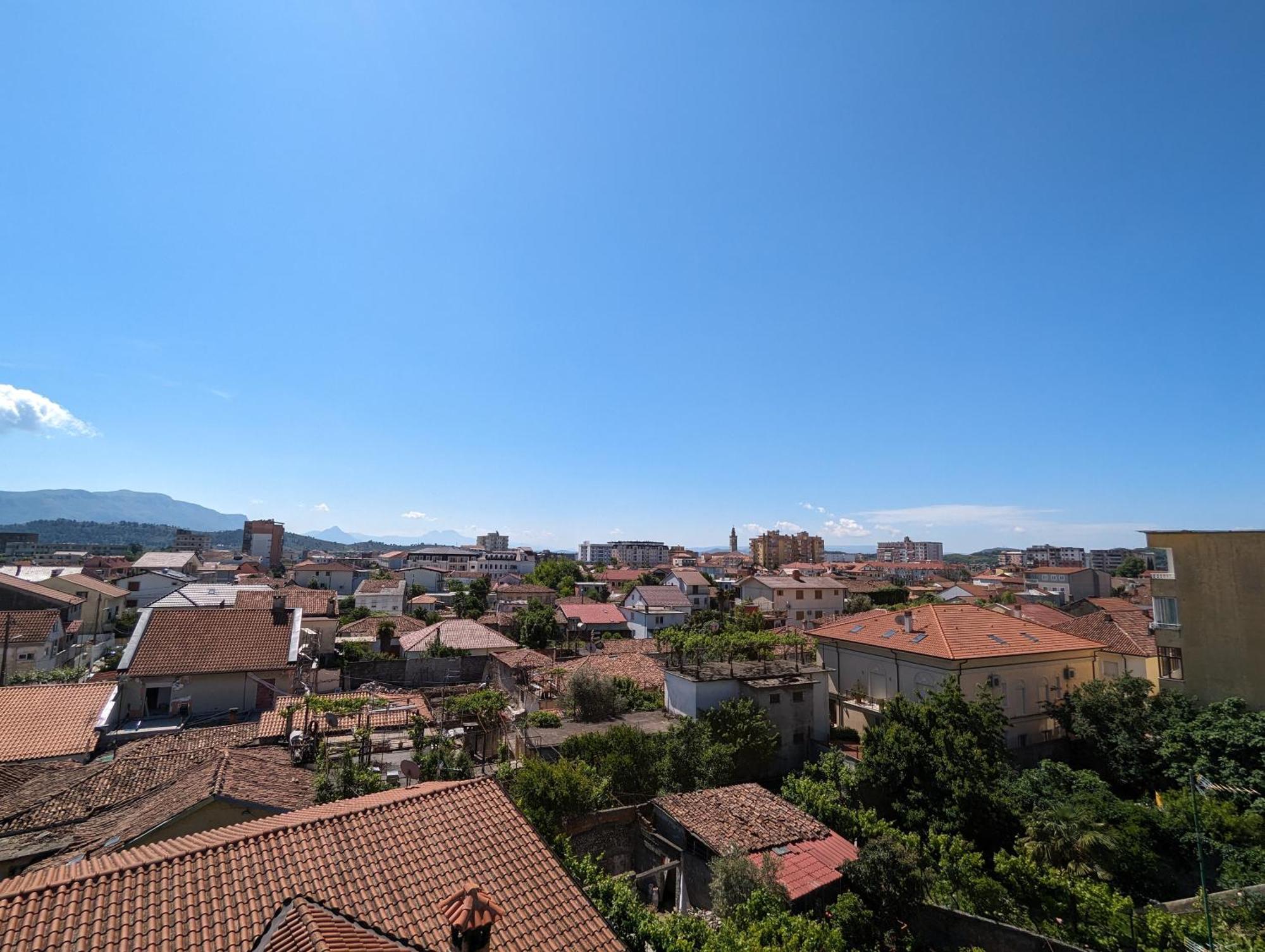 Tias Hostel Szkodra Zewnętrze zdjęcie