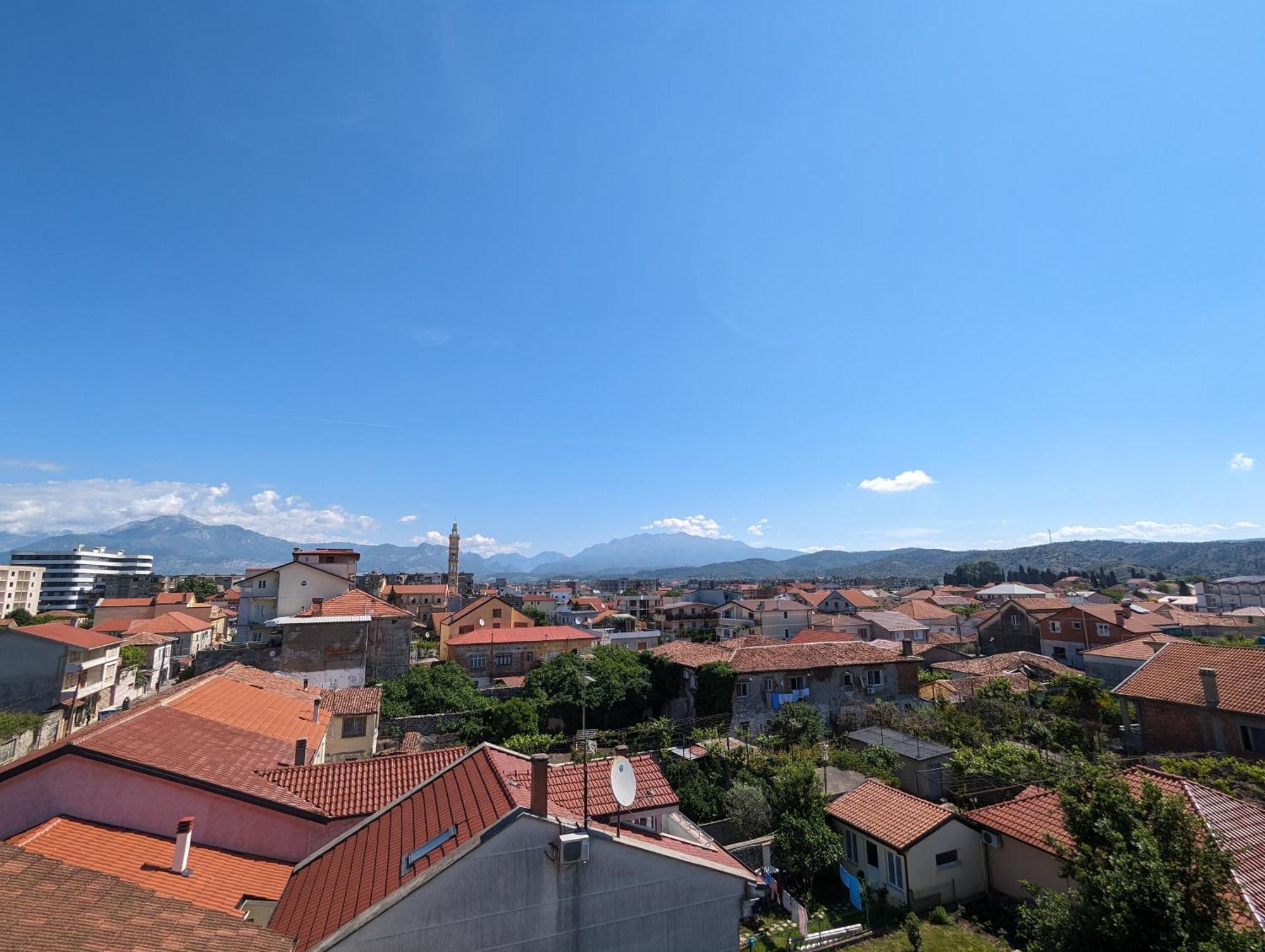 Tias Hostel Szkodra Zewnętrze zdjęcie