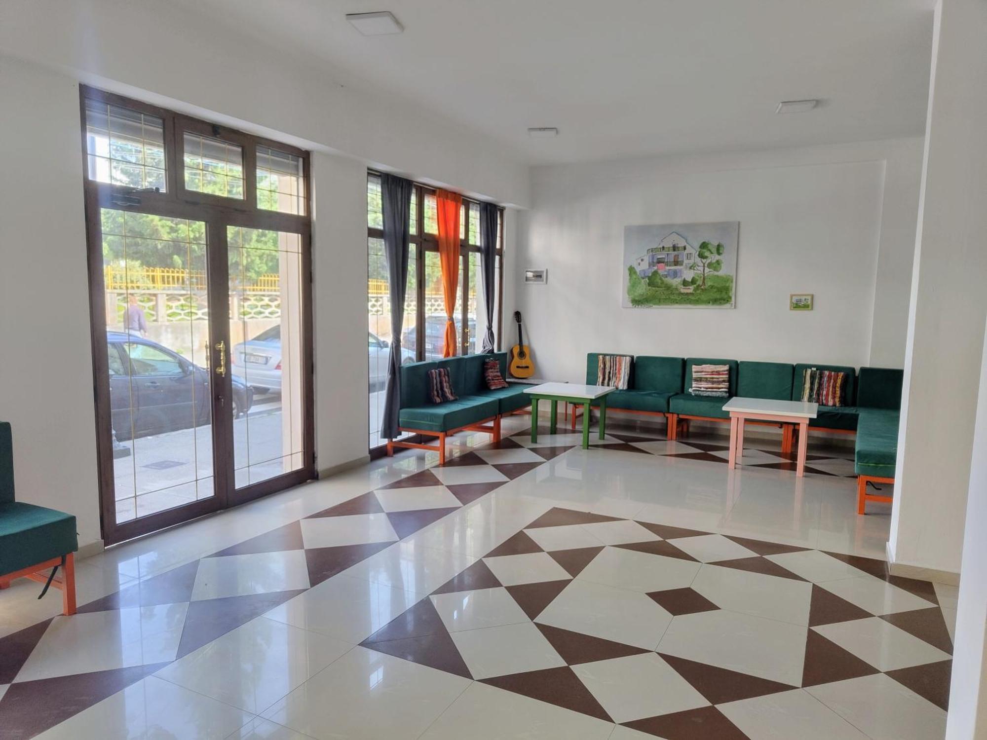 Tias Hostel Szkodra Zewnętrze zdjęcie