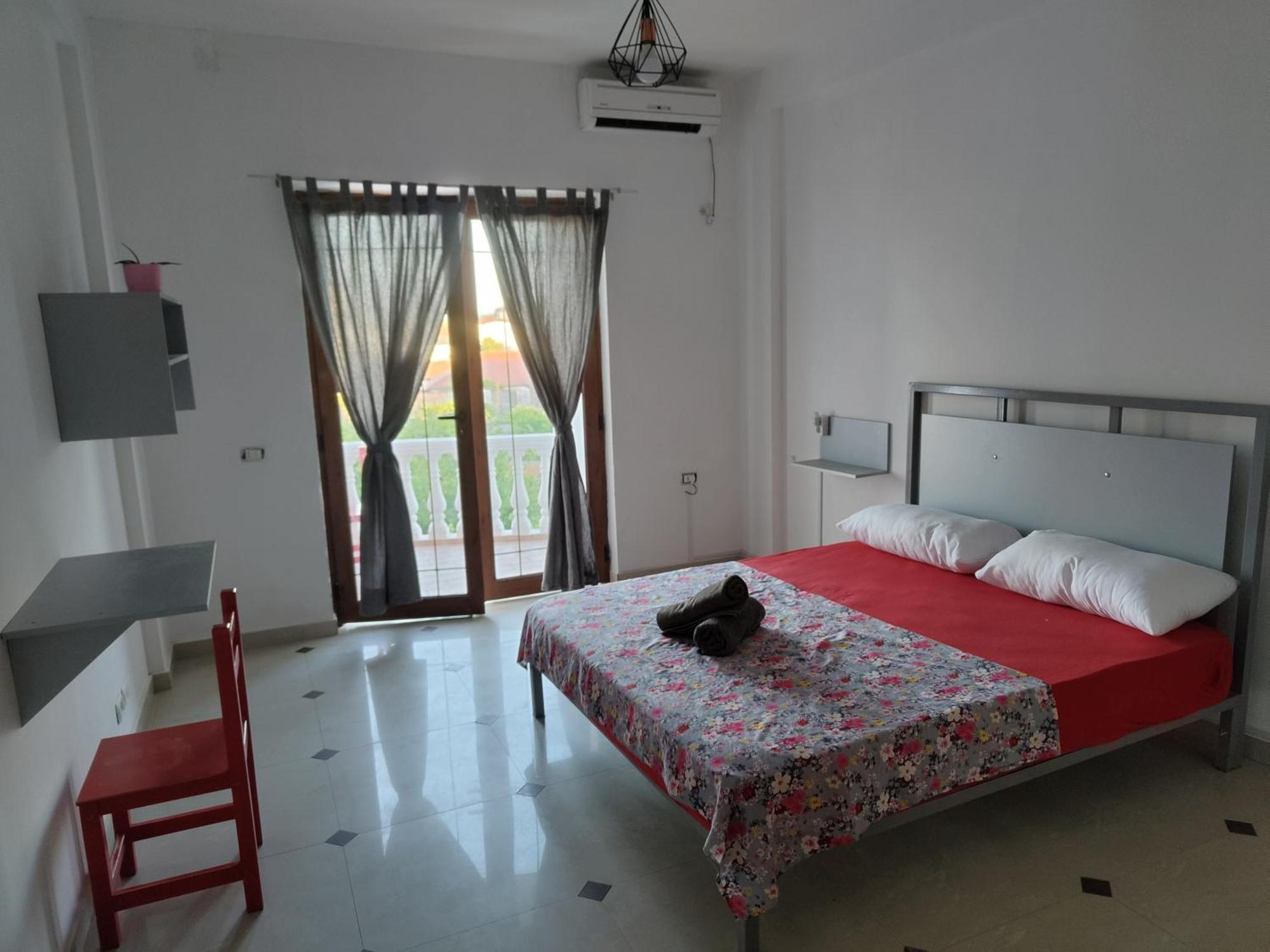 Tias Hostel Szkodra Zewnętrze zdjęcie